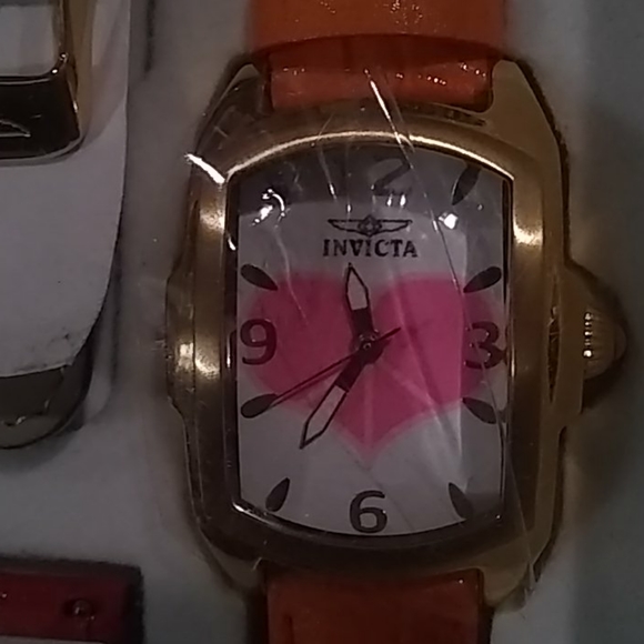 Invicta woman's Peace and Love watch - Picture 3 of 3